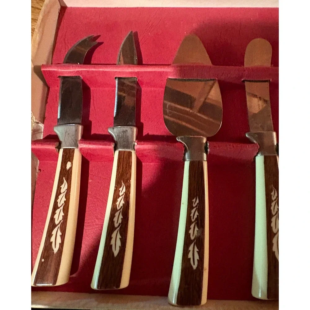 VTG MCM Regent Sheffield UK Stainless Knife & Cheese Set - Treasure Chest Box